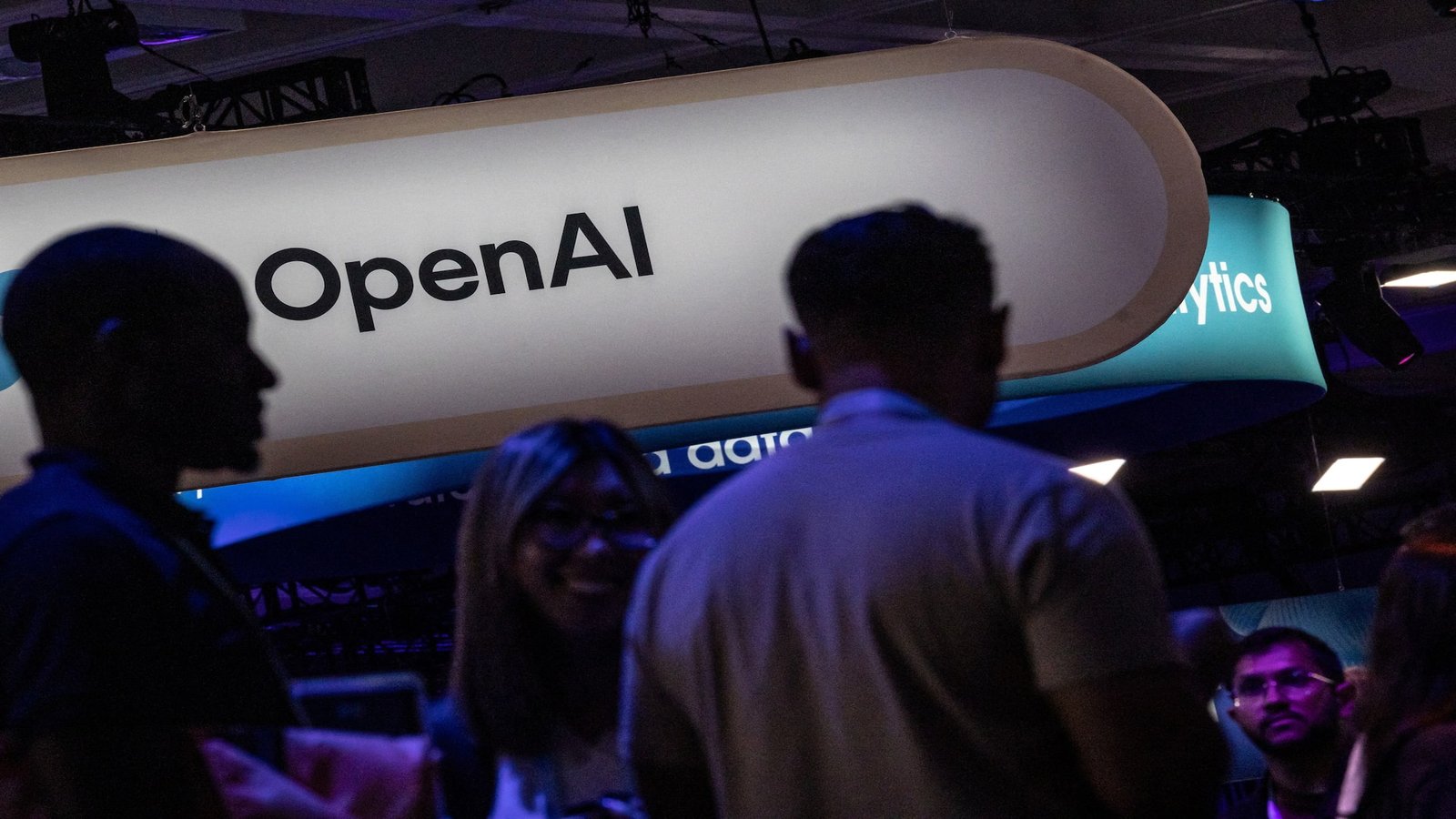 OpenAI Launches GPT-6 Sol and Luna, Slashing API Costs by 50%